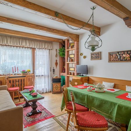 Ca' Dello Scoiattolo Appartement Cortina d'Ampezzo Buitenkant foto