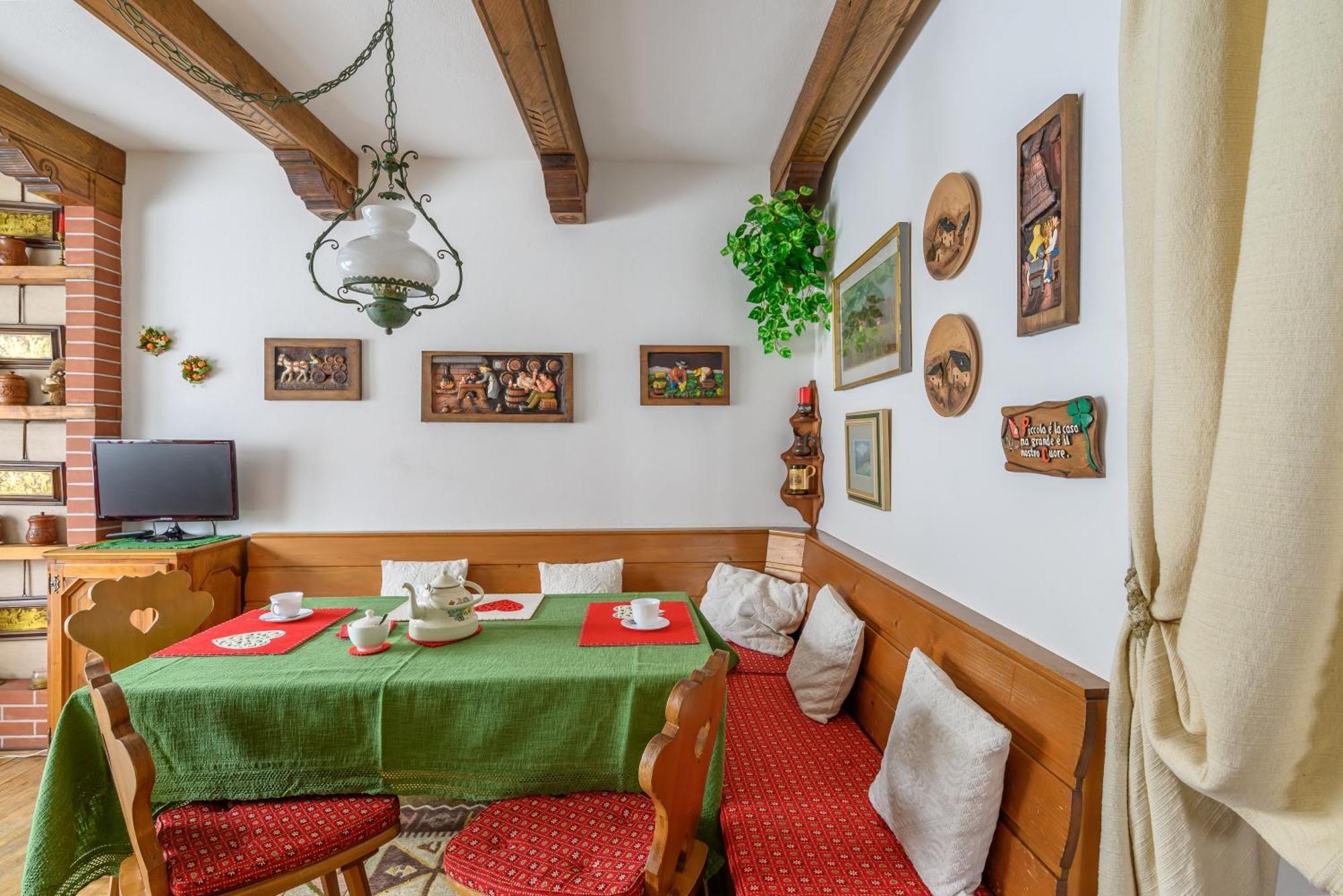 Ca' Dello Scoiattolo Appartement Cortina d'Ampezzo Buitenkant foto