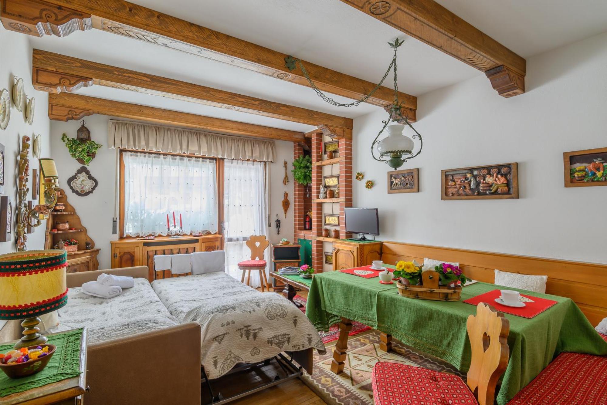Ca' Dello Scoiattolo Appartement Cortina d'Ampezzo Buitenkant foto