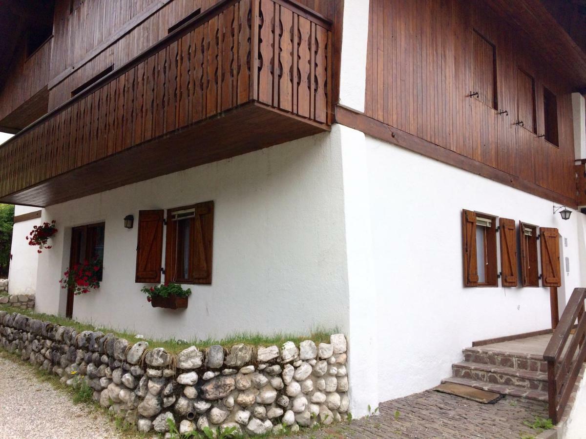 Ca' Dello Scoiattolo Appartement Cortina d'Ampezzo Buitenkant foto